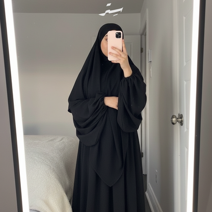 خمار طويل يومي طبقة واحدة كريب ملكي – بساطة وأناقة كل يوم